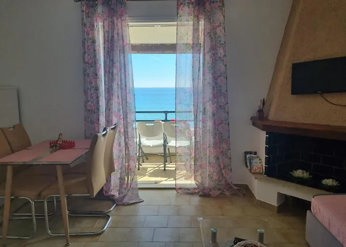 Corfu Dream Holidays 格利法达
